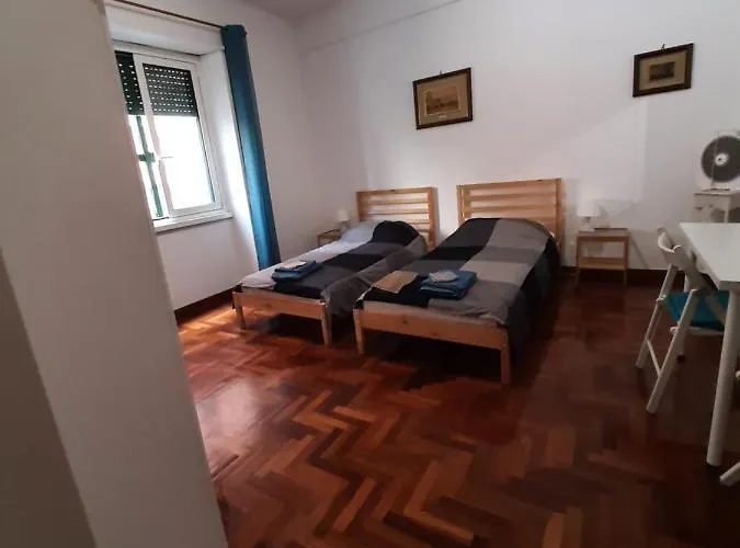 Konukevi A Casa Di Robi