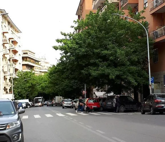 Konukevi A Casa Di Robi